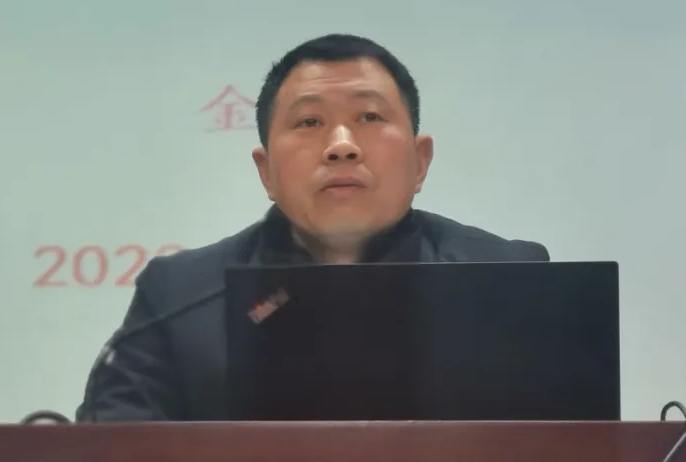 兴化市昭阳湖初级中学作风建设暨安全工作推进会召开