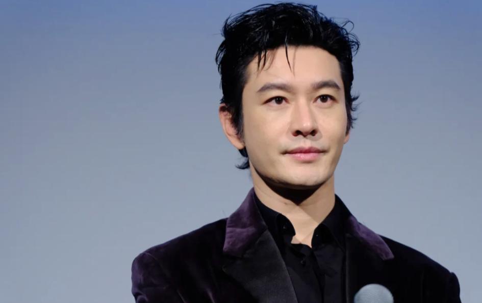 屈楚萧7字回怼司晓迪,狠狠替鹿晗林更新出了恶气,黄晓明没说错