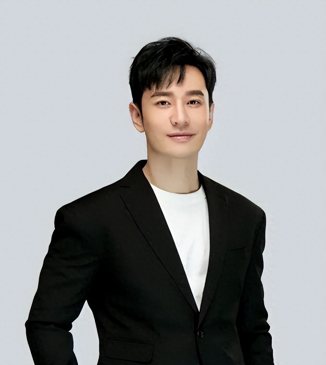 屈楚萧7字回怼司晓迪,狠狠替鹿晗林更新出了恶气,黄晓明没说错