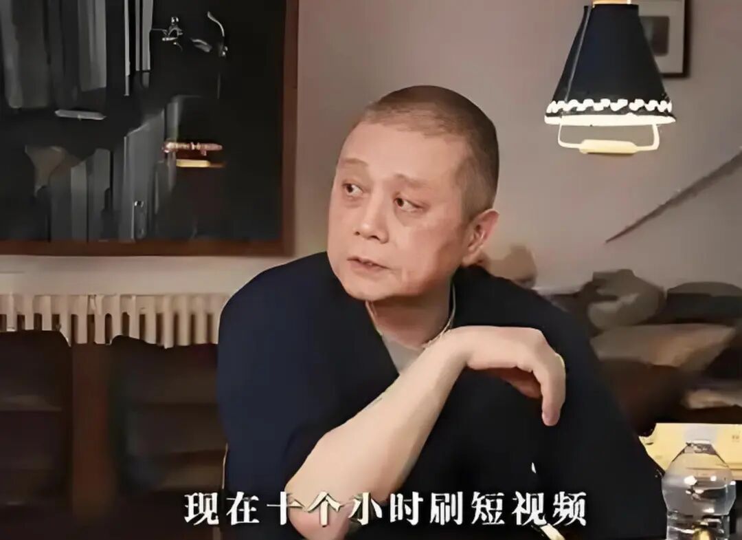 大佬"王朔:曾为徐静蕾抛妻弃女,如今他用一生验证了那句"过把瘾就死"