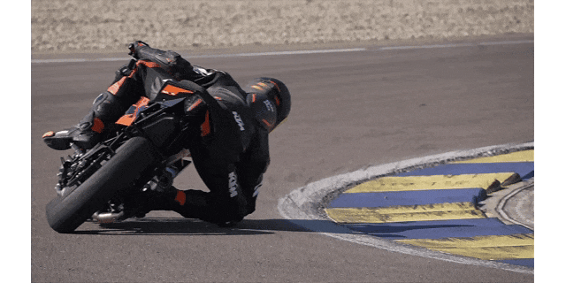 ABS？弯道ABS保命配置分不清？大白话让你了解它们是啥，怎么选！-有驾