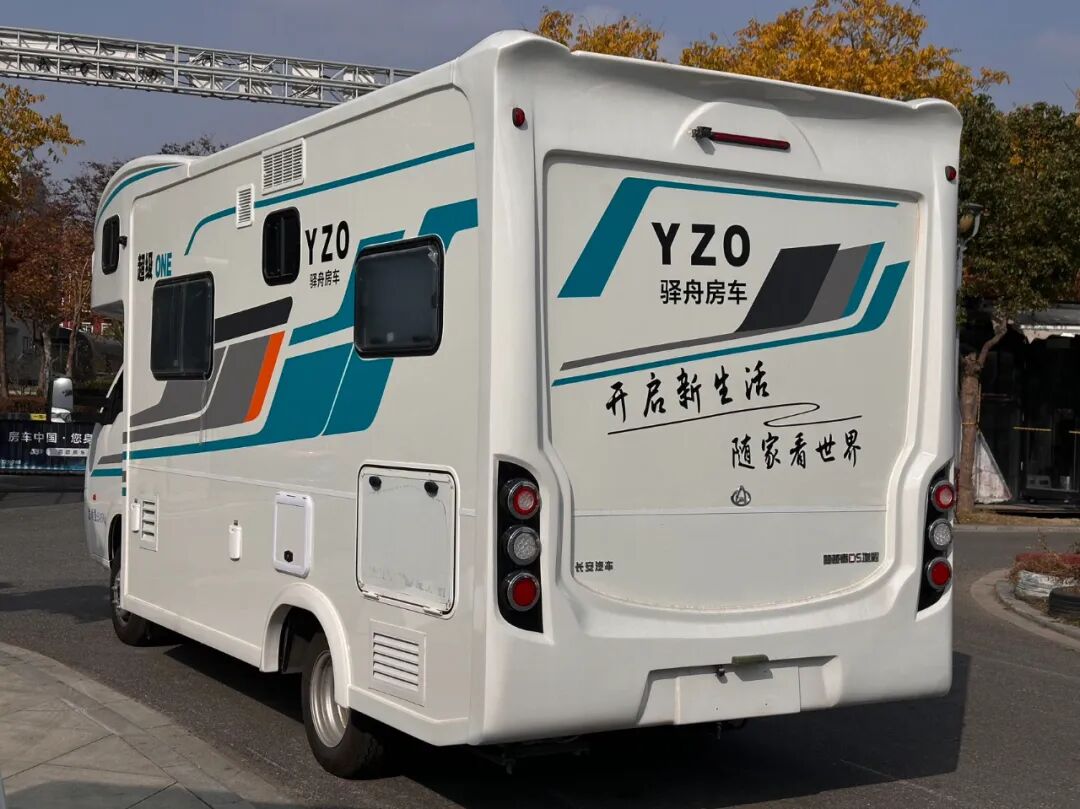 告别续航焦虑！驿舟增程式房车升级款来袭，22.98万起开启家庭房车生活-4.jpg