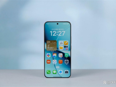 9000mAh电池+满血天玑9500s！REDMI Turbo 5 Max全面评测：这次把中端机的桌子掀了