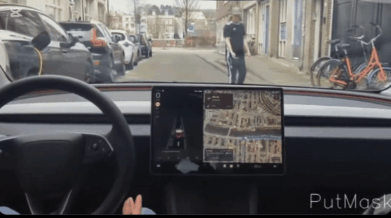 马斯克没吹牛！特斯拉能识别手势信号了，但国内还要继续等！-有驾