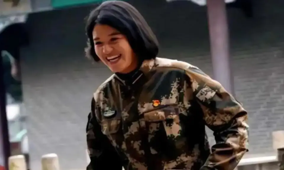 立一等功的美女狙击手达娃卓嘎,保送进入军校深造,如今有新身份