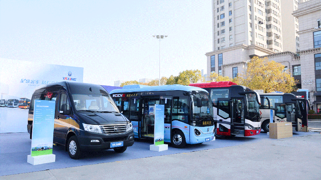 潍柴多品牌矩阵亮相扬州首届绿色智能汽车嘉年华-有驾