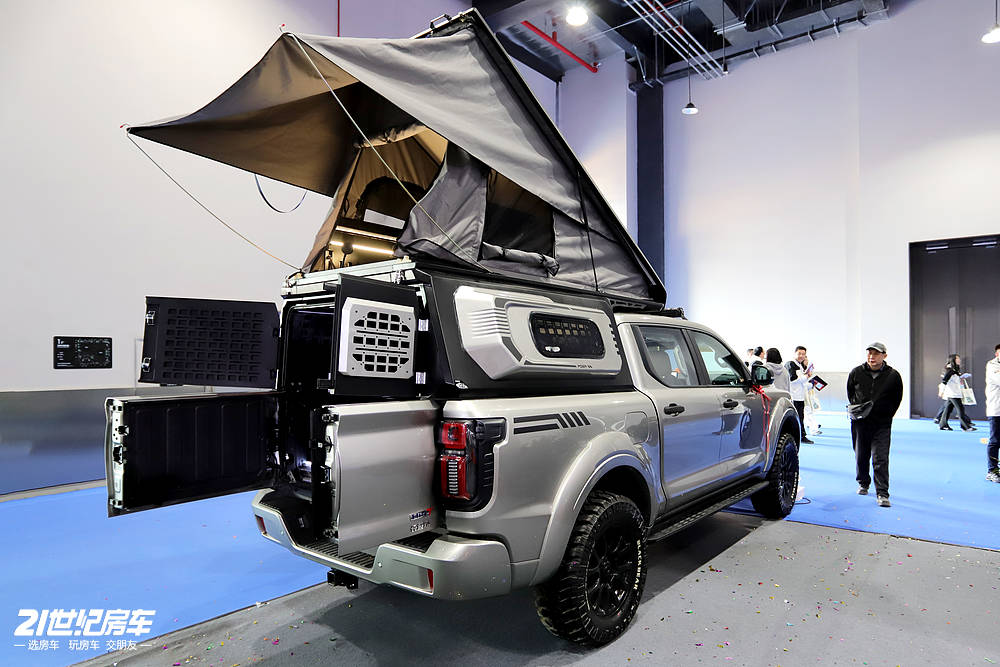 不报废不限行,硬核新能源皮卡房车!览众山海炮 Hi4-T 旅居版_4