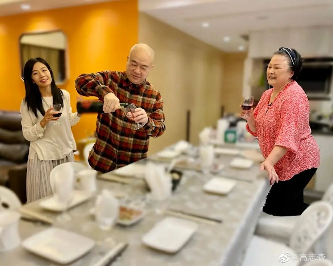 50歲焦媛素顏近照曝光魚尾紋明顯,不悔背負小三罵名情斷高志森