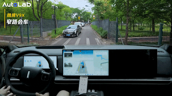 为什么要给车植入语言模型？体验魏牌V9X双VLA找答案-有驾