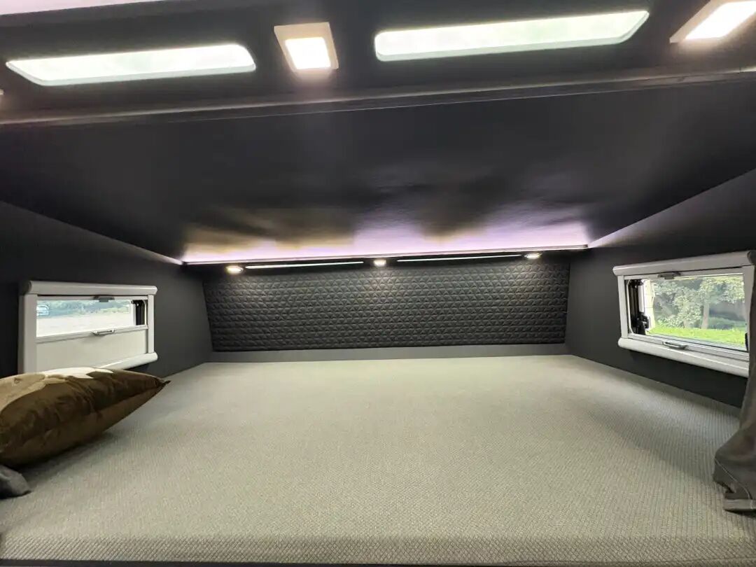 罗曼特斯蓝鲸C10房车-10.jpg