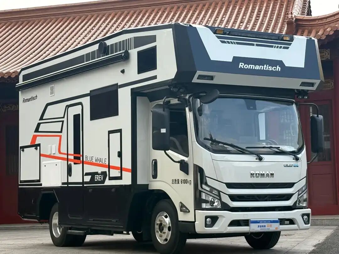 罗曼特斯蓝鲸C10房车-1.jpg