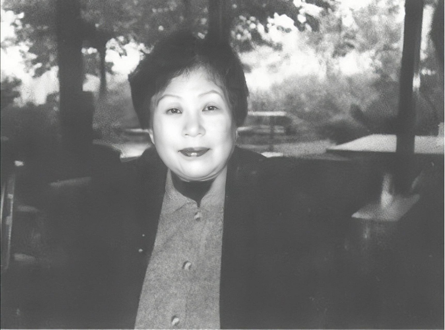 1940年,18岁的袁竹林怀孕后逃跑,日军发现后,一把拽