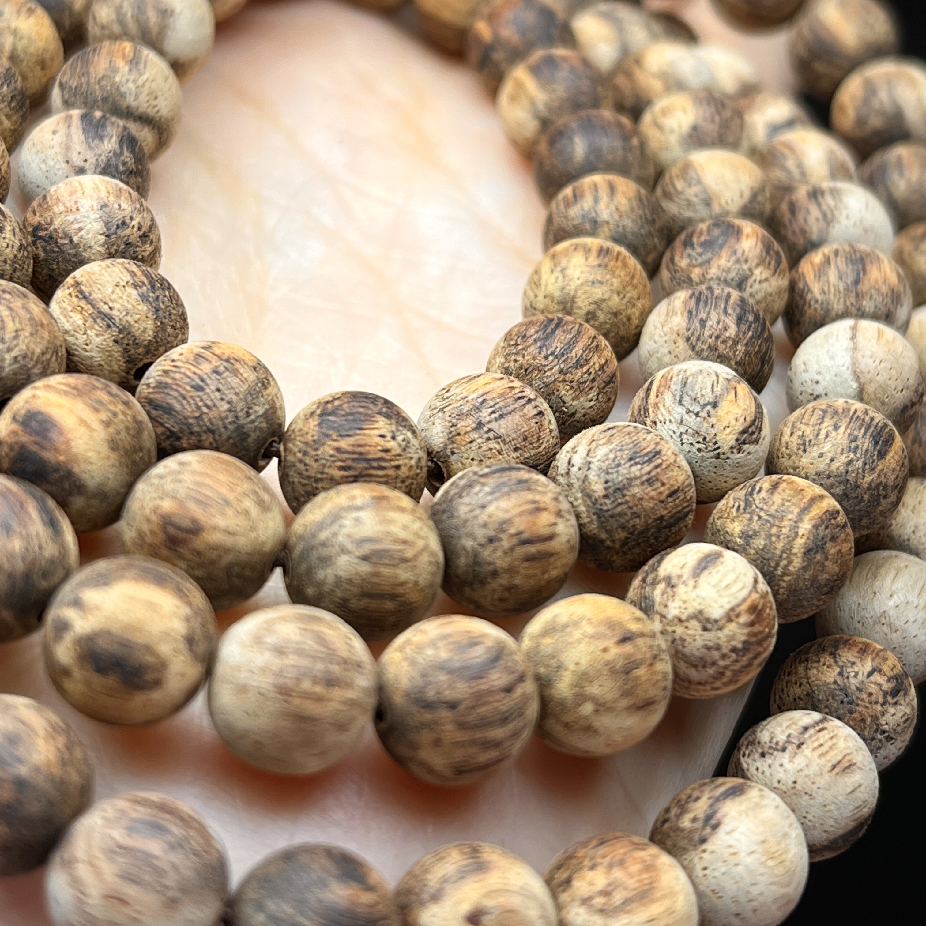 云南降真香「龙甘香」0.8*108颗手串(未高抛)