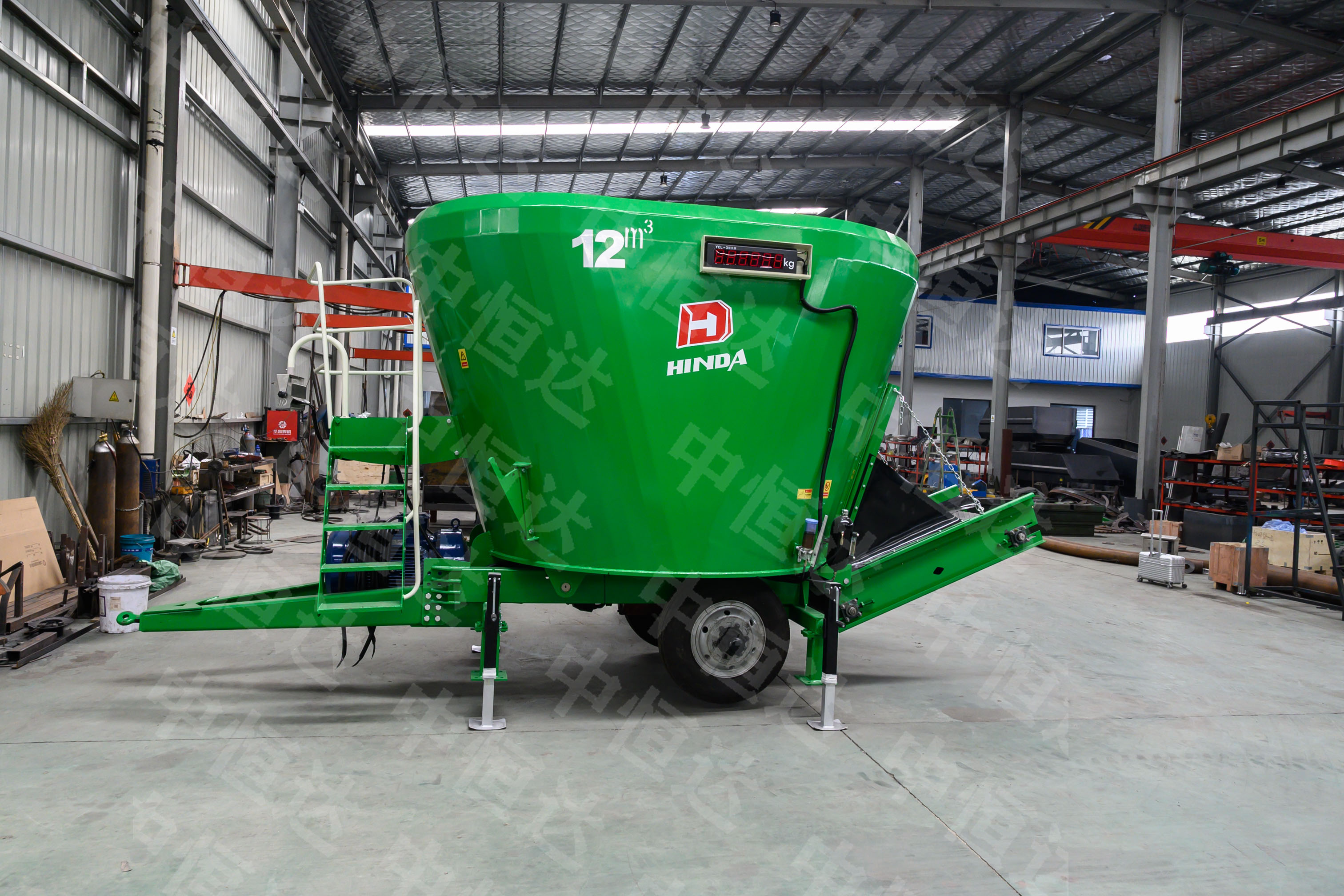 如何选择tmr饲料搅拌机机型