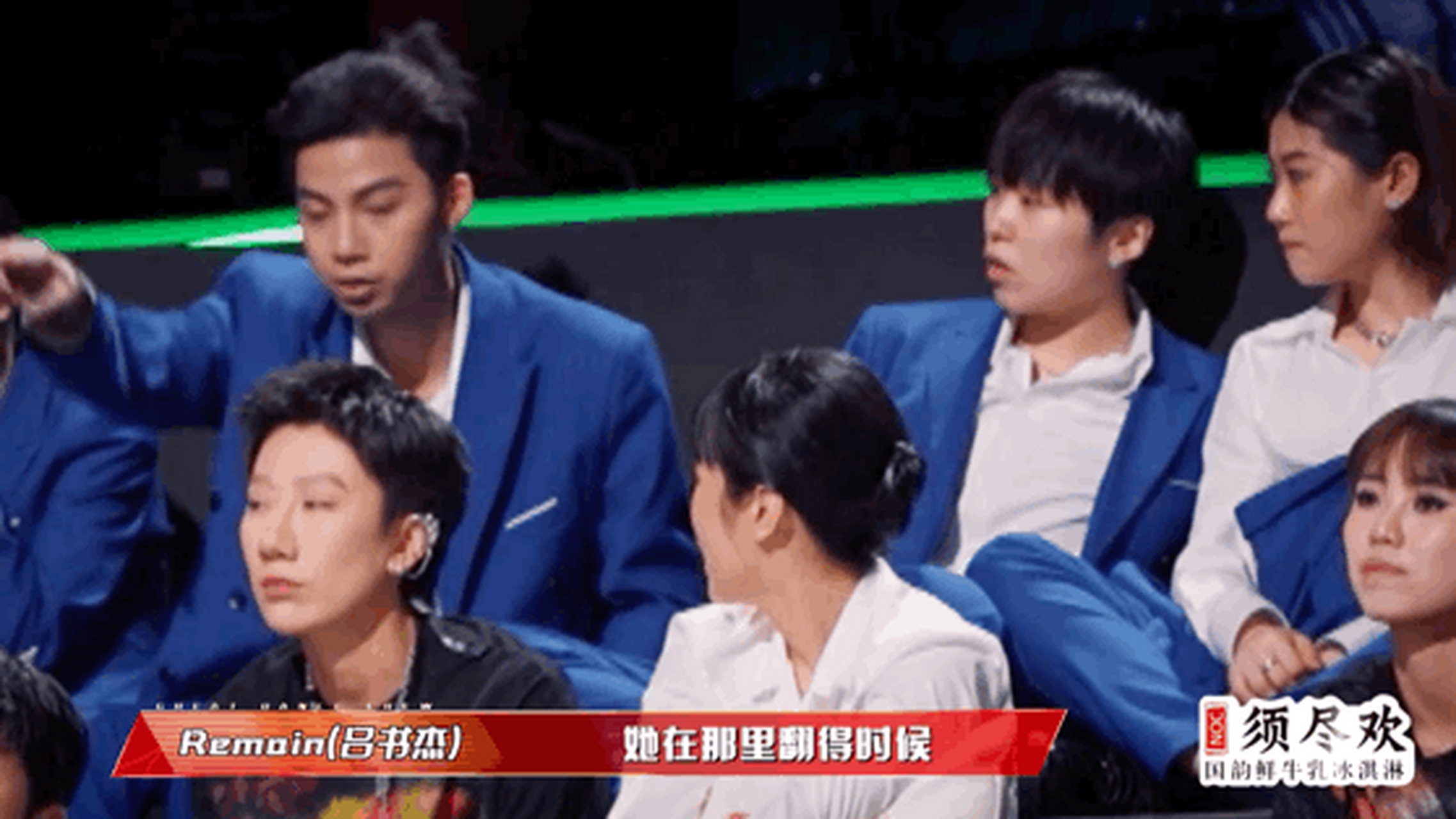 【程潇跳舞摔倒骨折】了不起舞社每一个细节都感受到拼尽全力,舞台