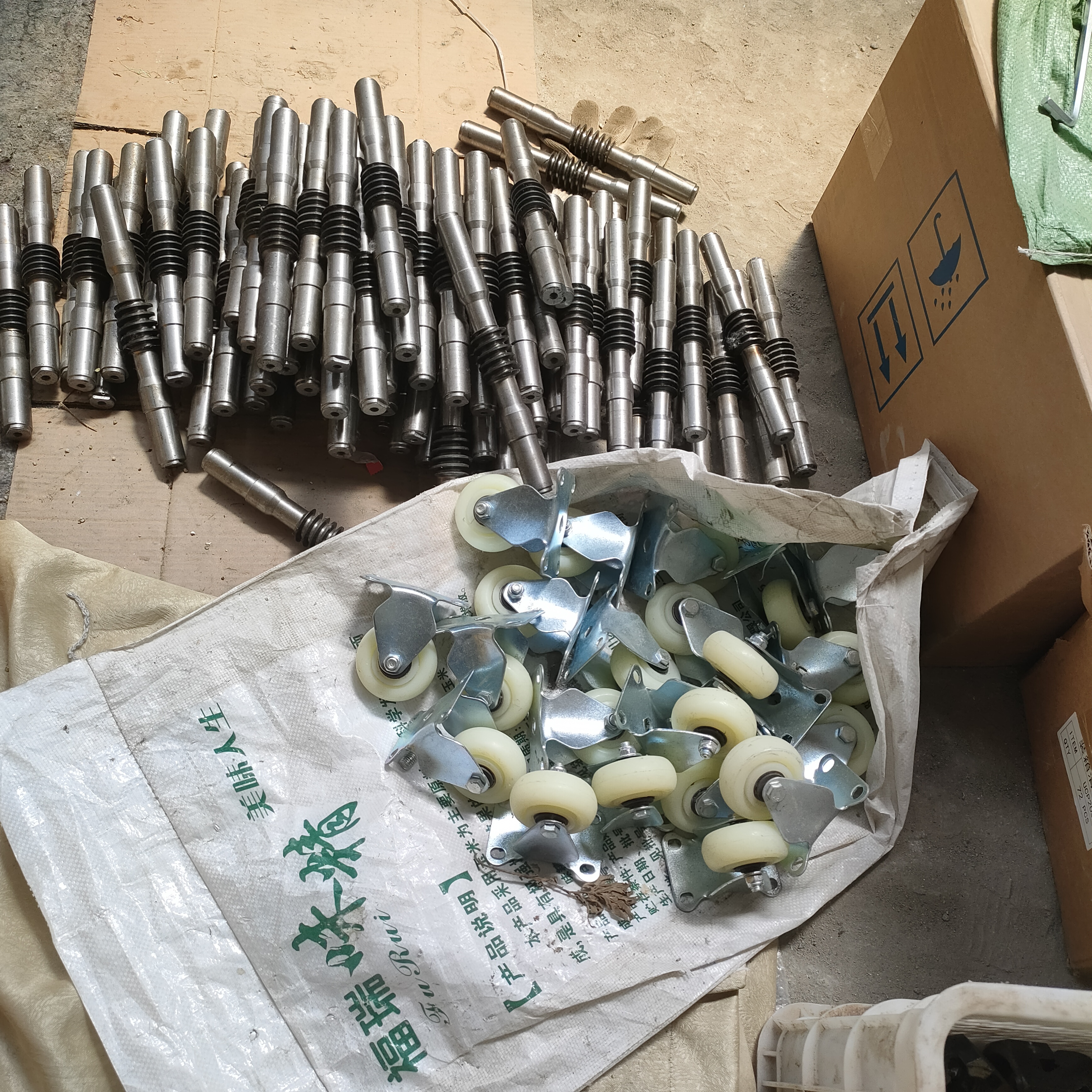 吊车旋转吊篮 免拆小钩支架360度配件大全吊车吊篮吊框顶框臂头篮