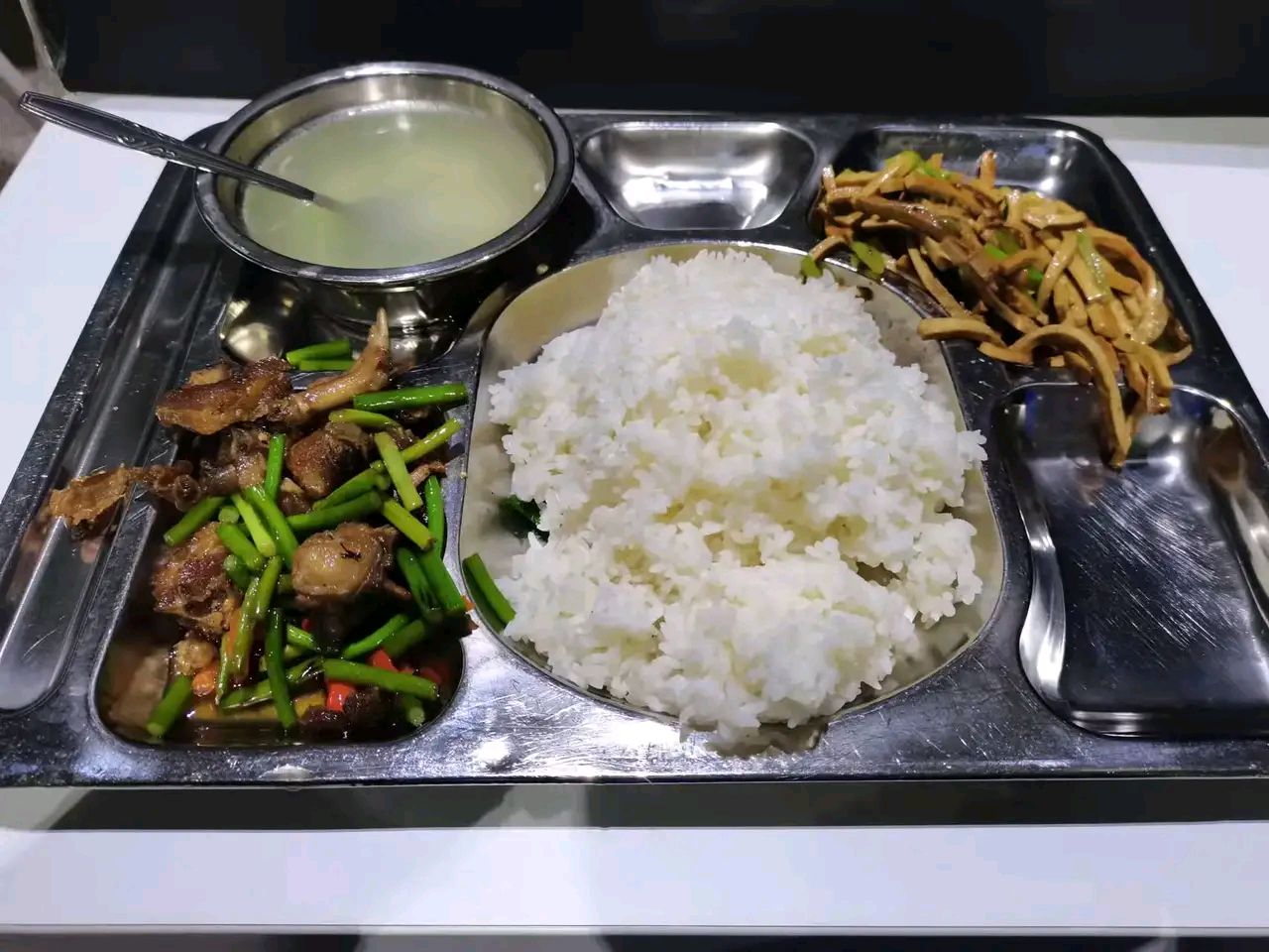 惠州比亚迪五星级大食堂