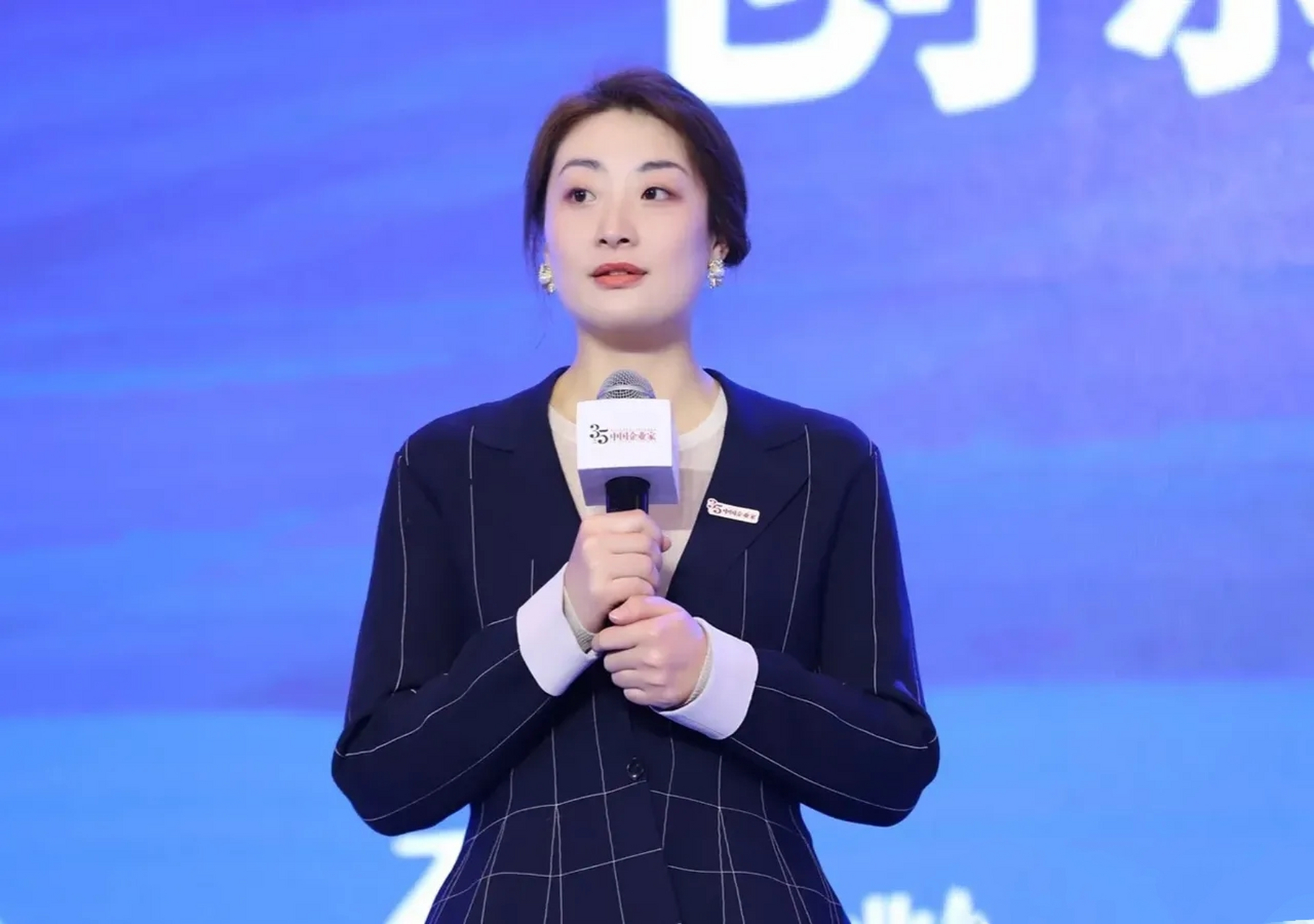 娃哈哈集团继承人宗馥莉公开征婚 征婚条件:不用有钱, 基本要求:为人