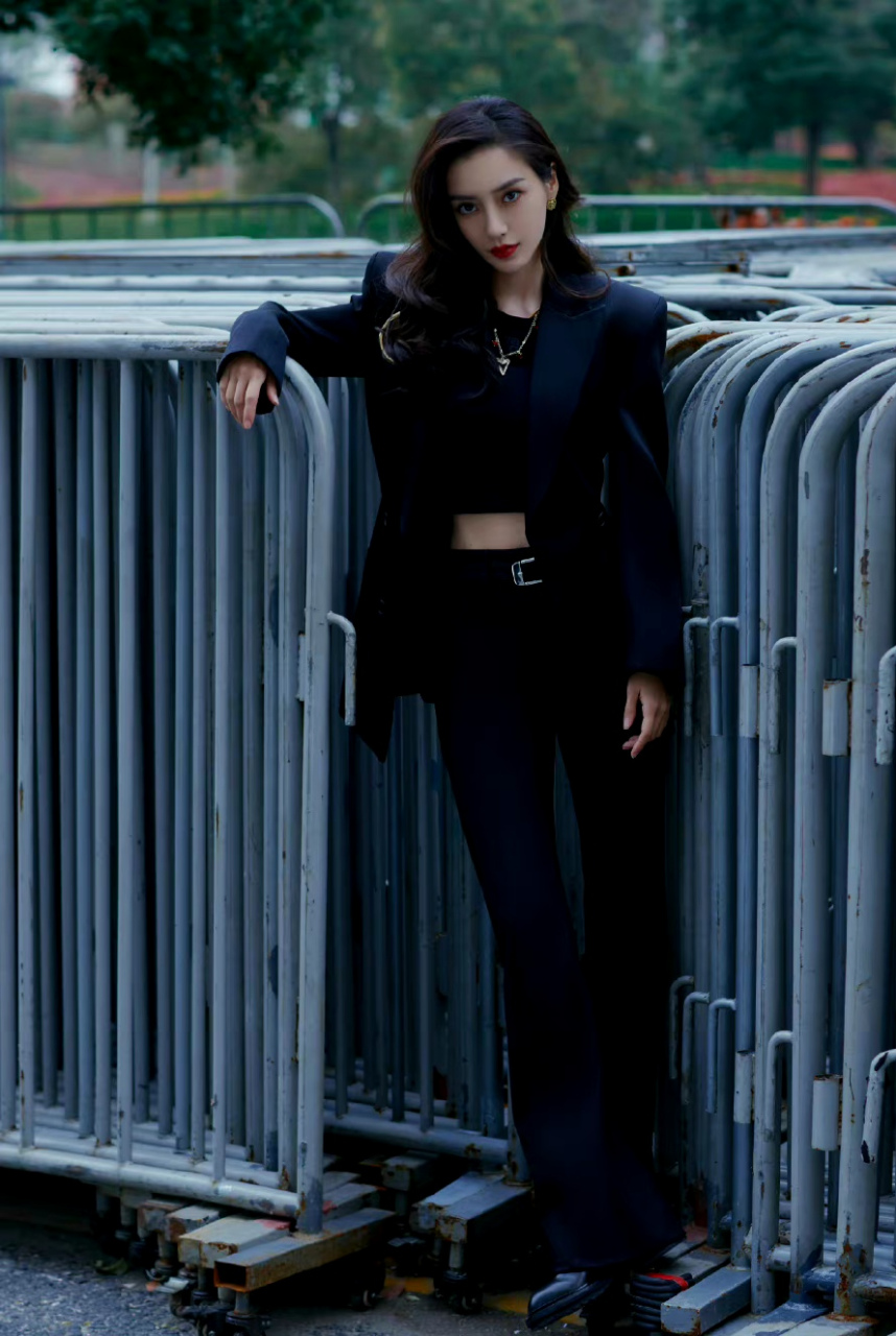 杨颖的霸气一面,好像女总裁