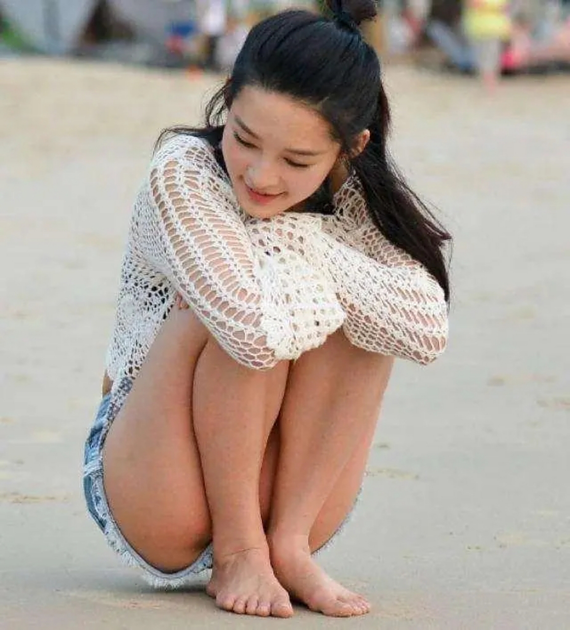 李沁的小脚到底有多小?