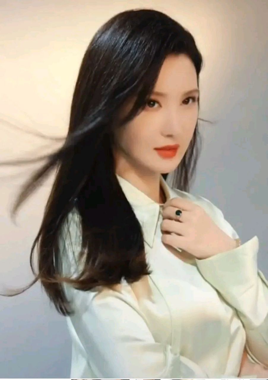 离婚律师张萌,性感迷人,妖娆火辣的女神.