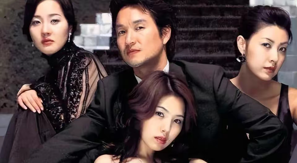 遭财阀玩弄8小时,领奖时下身被塞"玩具",明星李恩珠成为玩物