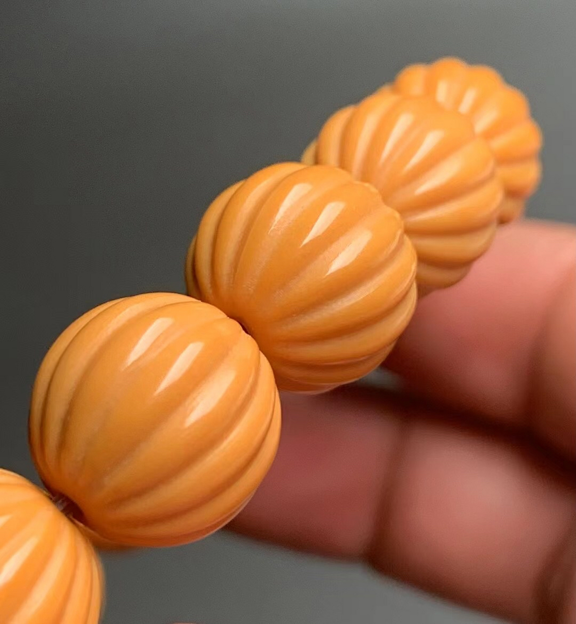 顶级龙焰 猴头 瓜珠手串. 尺寸:13.