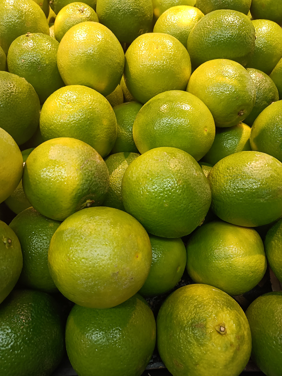 这个橙子怎么是绿色的