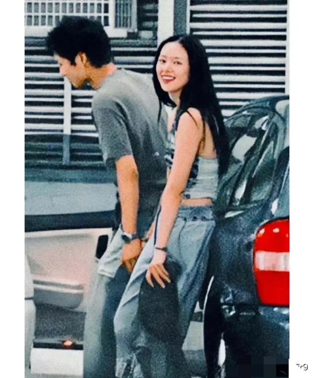 在看这组照片,发现当时25岁的章子怡和21岁的霍启山简直绝配,好养眼啊