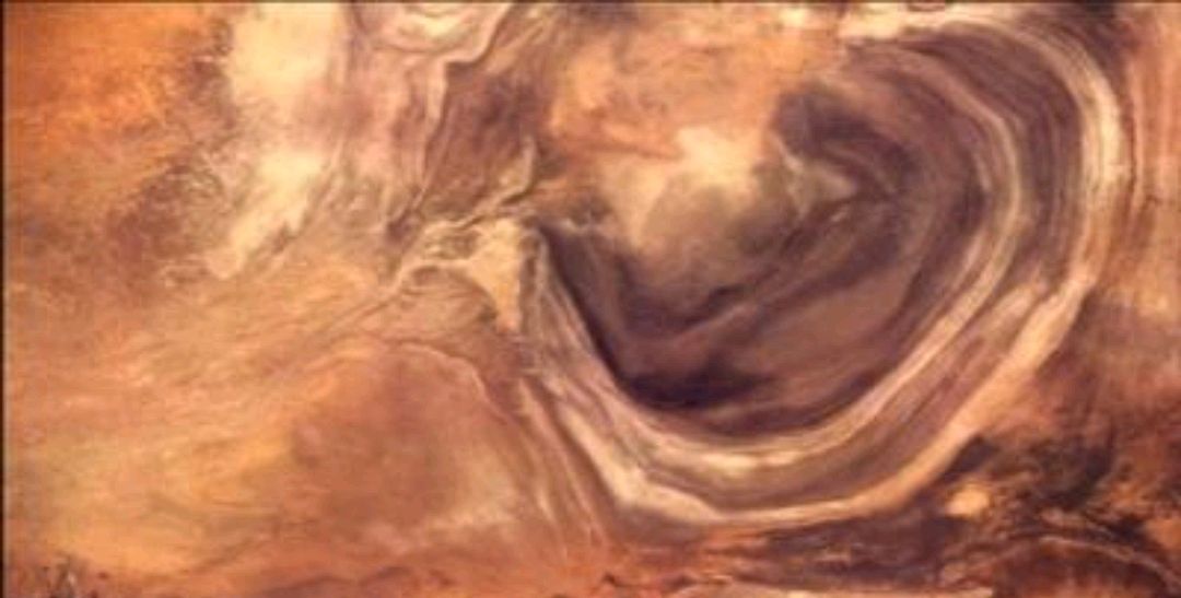 "地球之耳"罗布泊消失多年后后重现