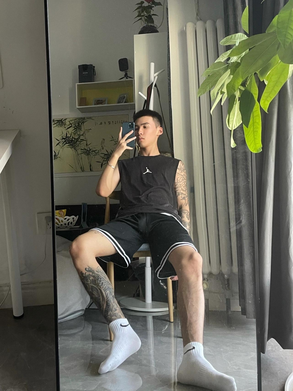 男人穿正装真的超帅,明明是小奶狗偏偏要装小狼狗!