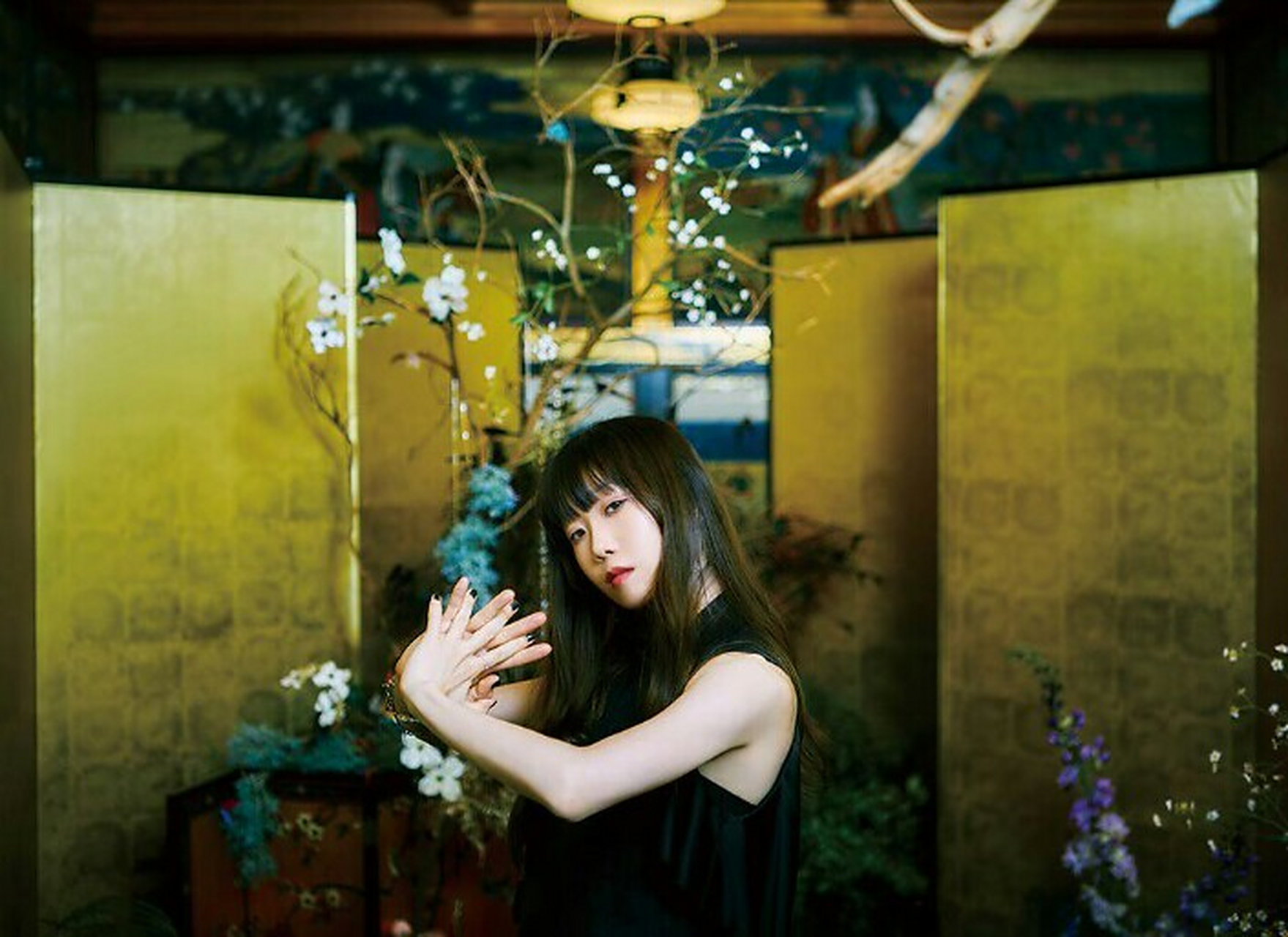 aimer官宣结婚! 歌手·aimer宣布和作曲家·飞内将大 结婚!