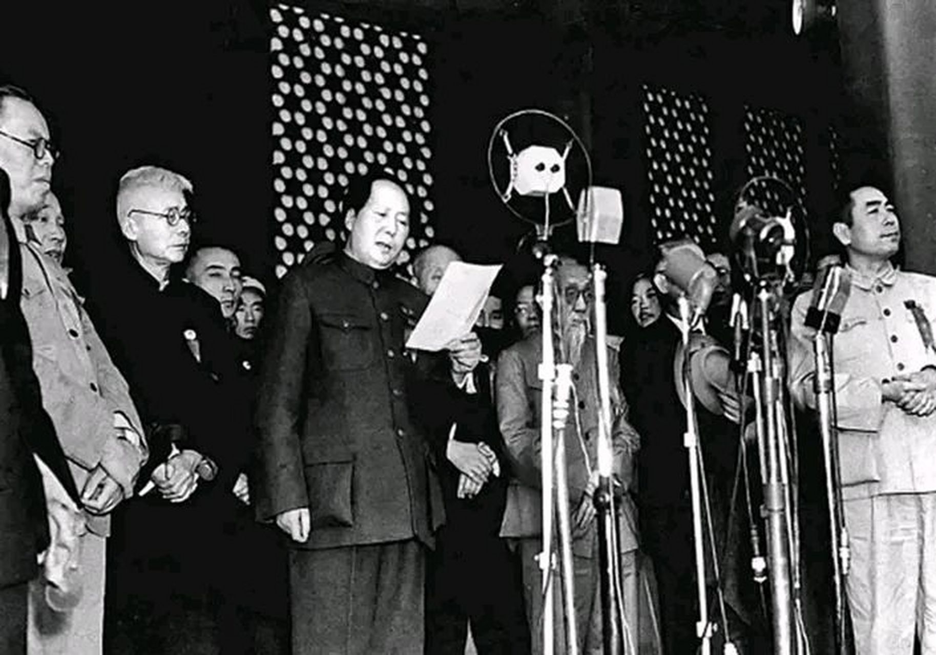 1949年10月1日,是举世瞩目的一天,也是改变历史的一天,这一天对所有