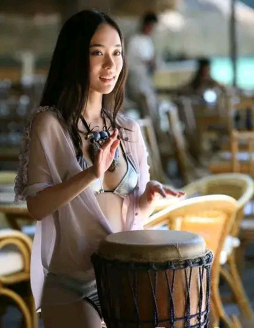 霍思燕的泳装,性感迷人.驷马难追,昆仑有姑娘我日思夜想——《狐言》.