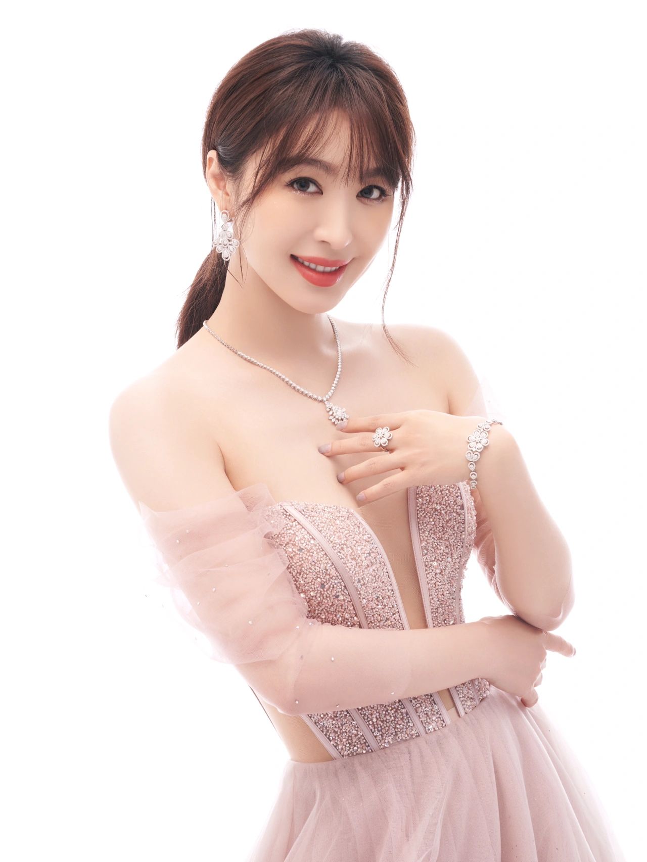 美女壁纸第217期—李菲儿