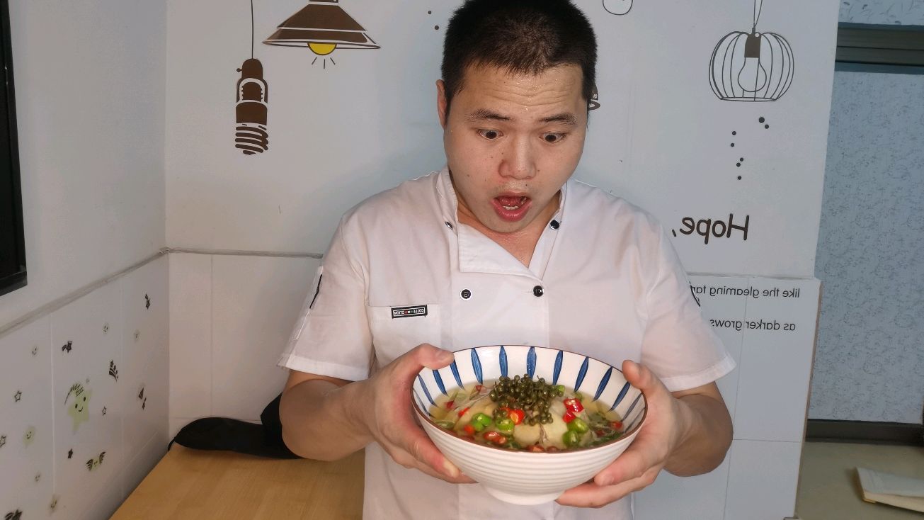 卤菜小哥分享:“藤椒鸡”的家常做法,鸡肉皮脆肉嫩,先收藏起来