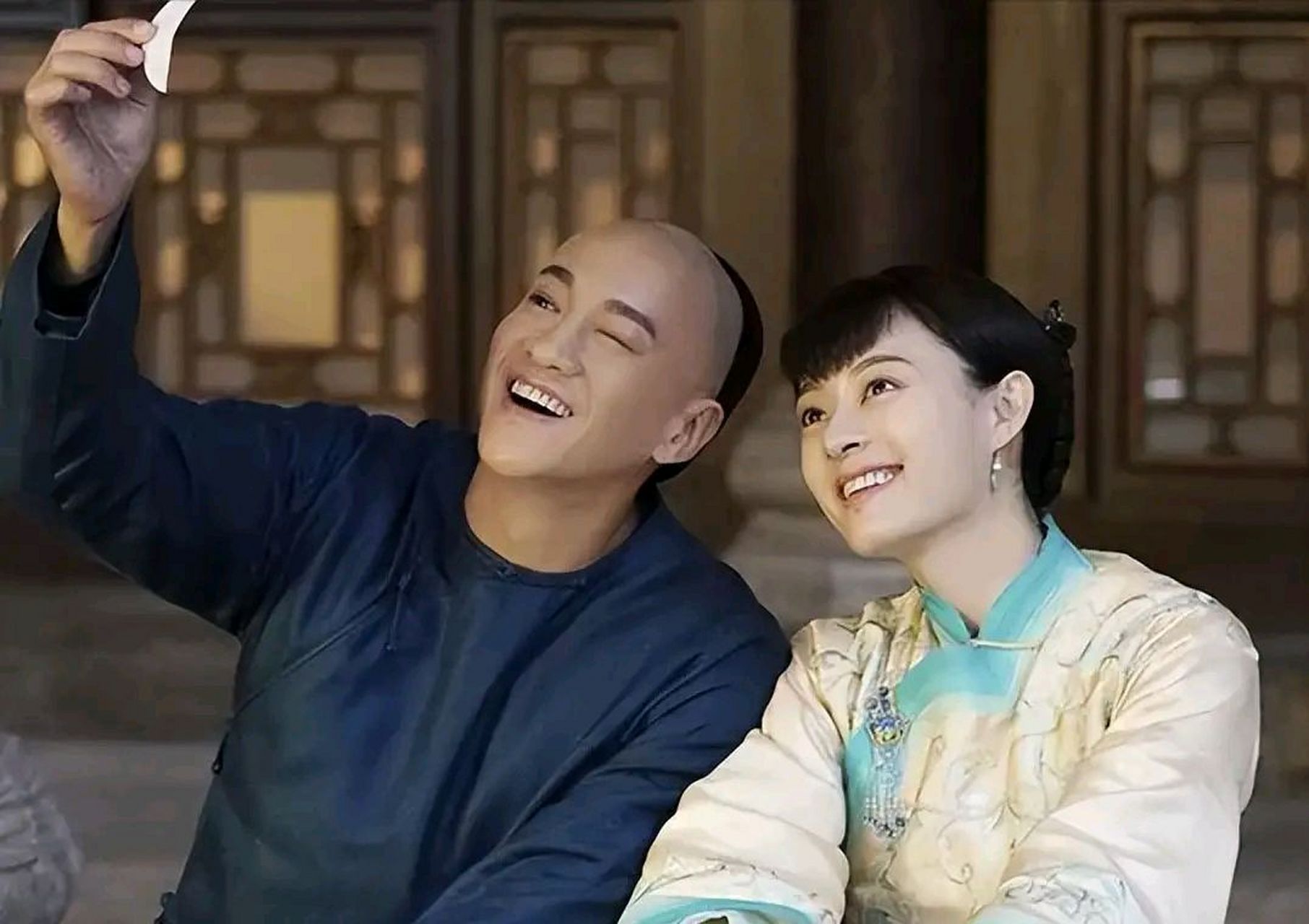 何润东曾公开表示爱孙俪,但被拒绝.