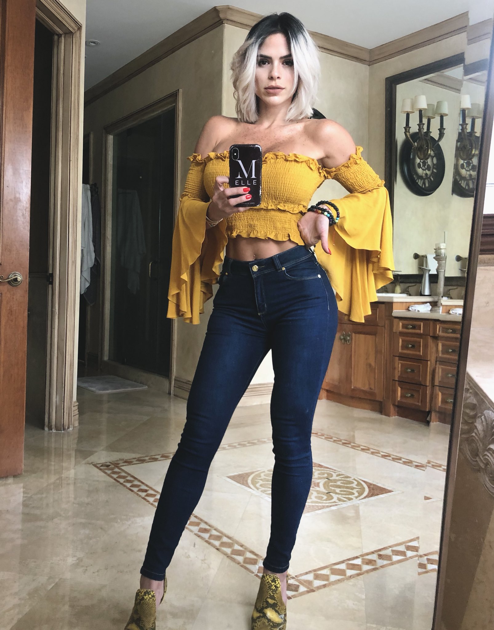 米歇尔·勒温(michelle lewin)委内瑞拉健身模特