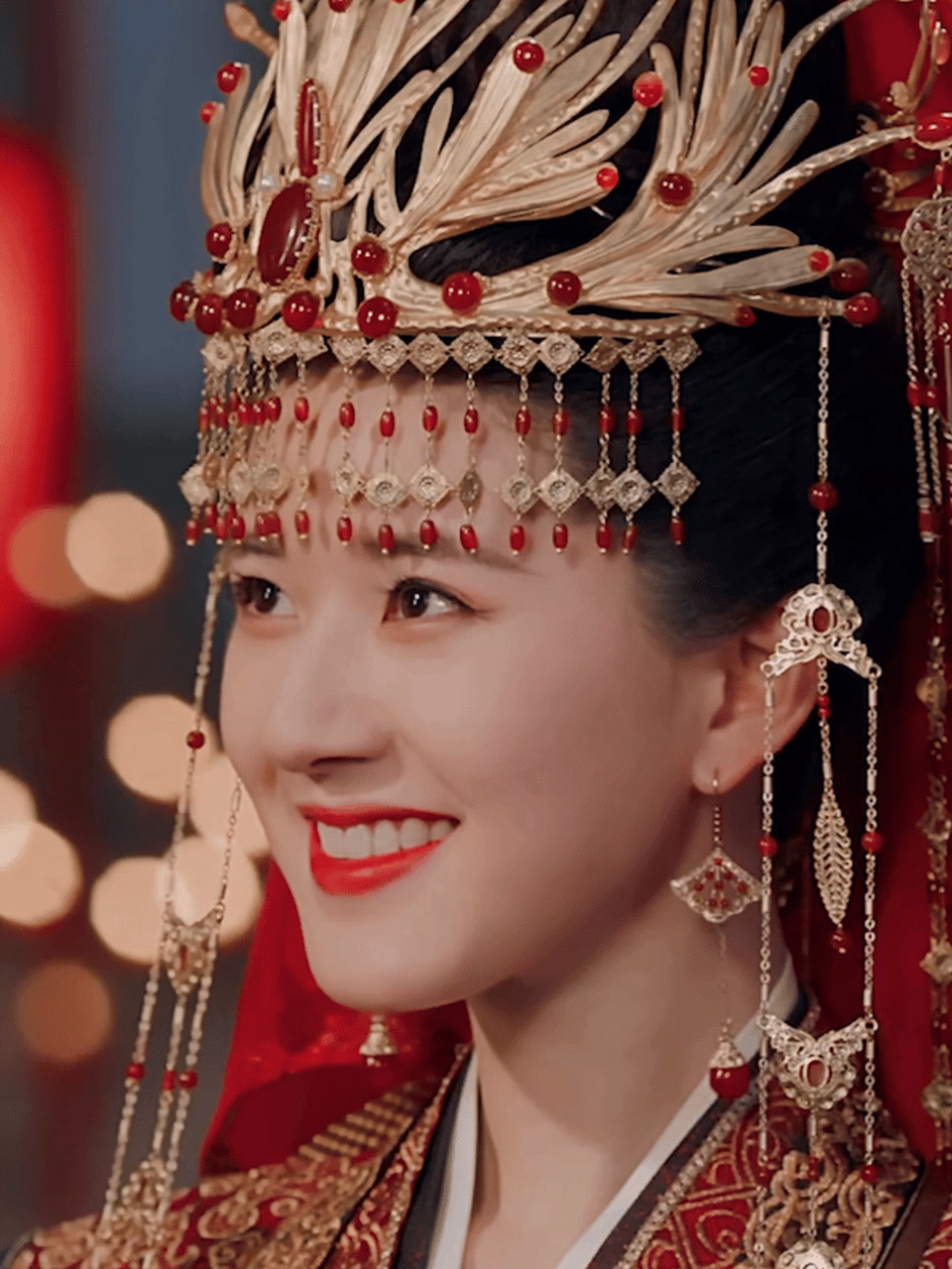 赵露思的这四款红衣古装造型,哪一款更适合她?