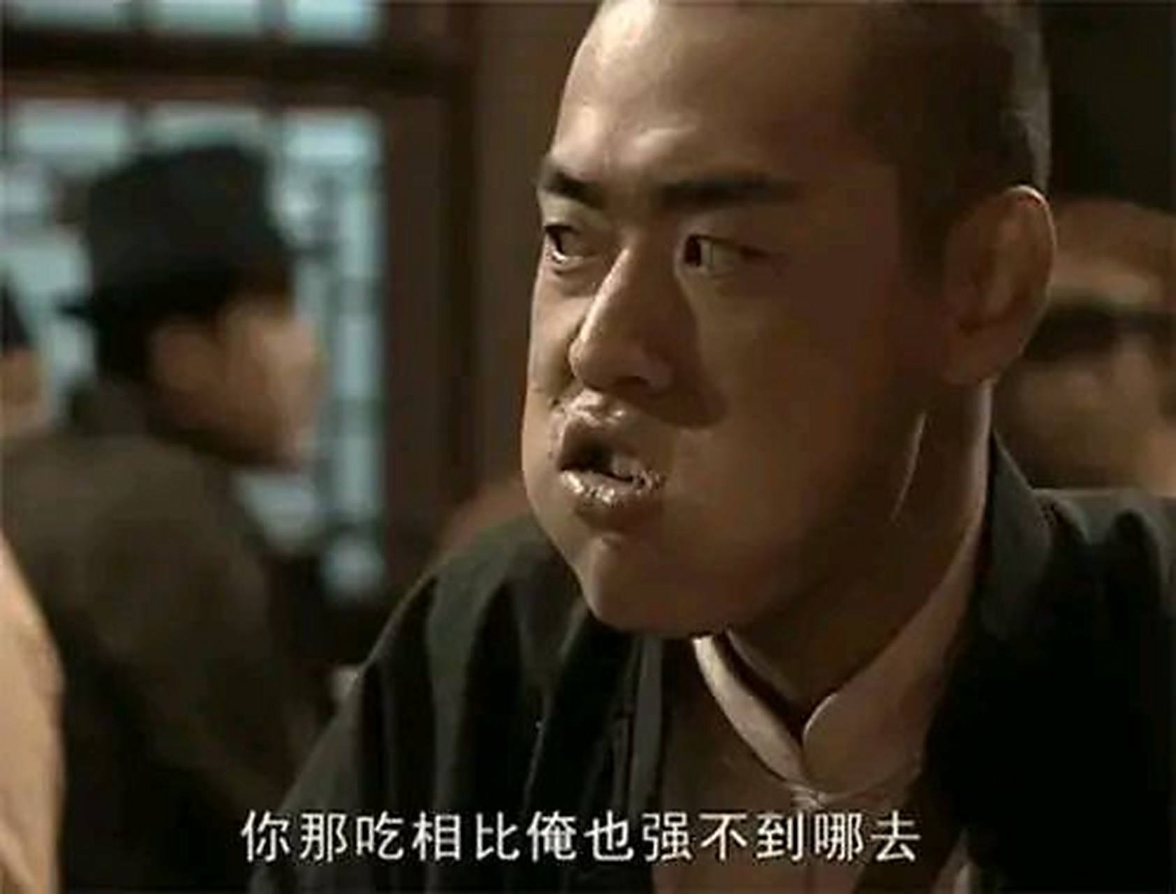 潮级玩家 2005年,张桐在《亮剑》中饰演魏和尚,和李幼斌拍戏时,张桐