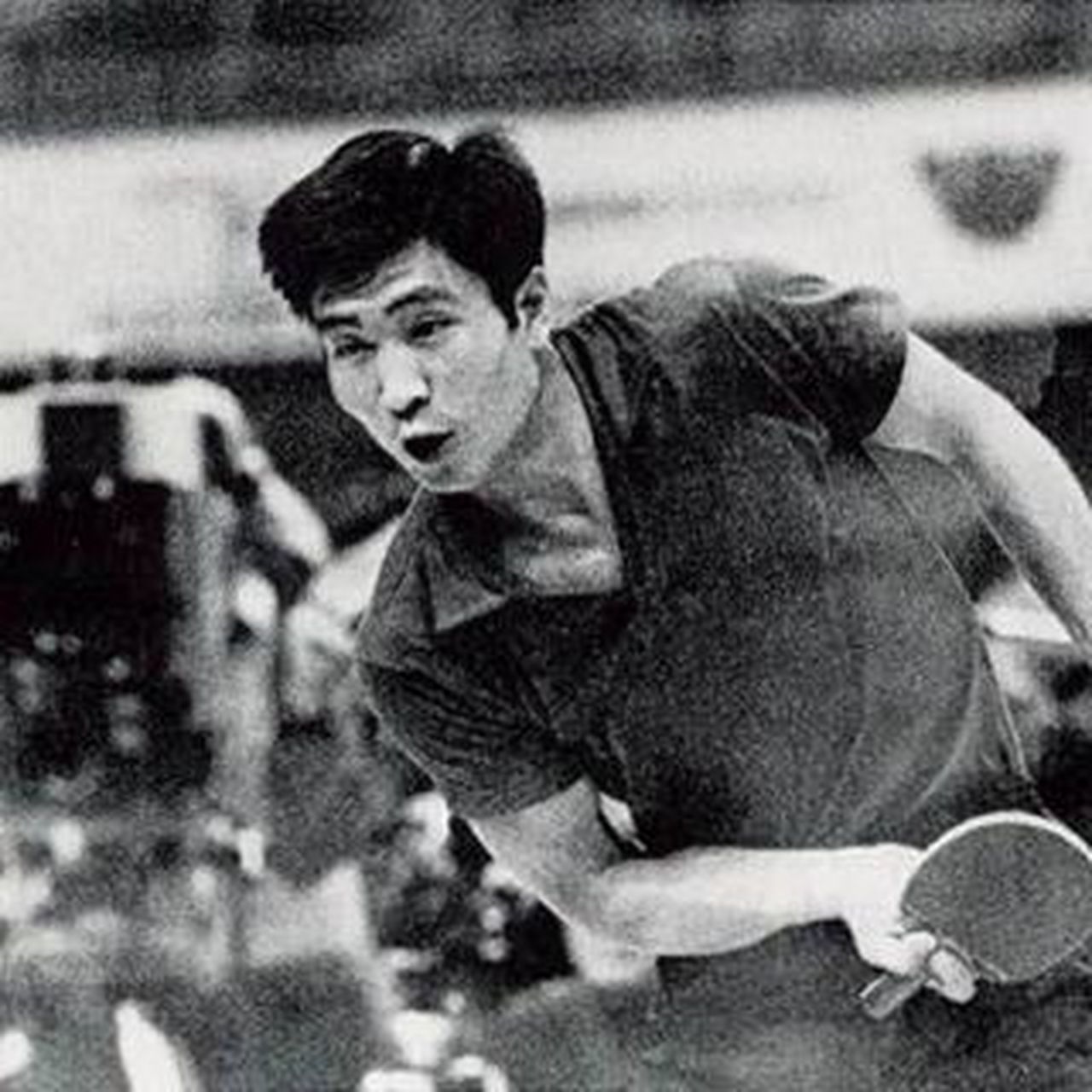 六七十年中国男乓十大高手排行榜(4)郗恩庭 直拍快攻结合弧圈球打法, 