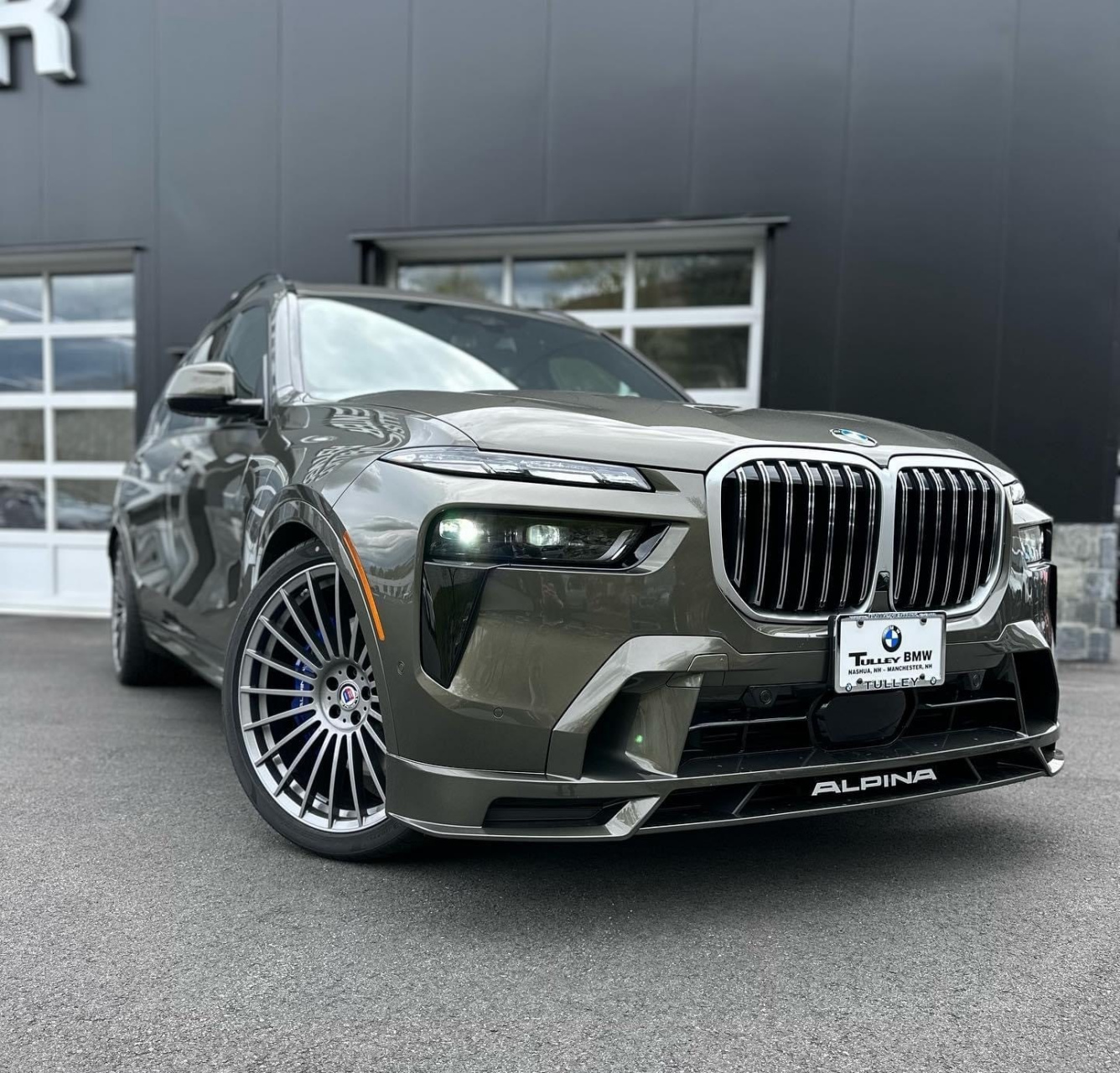 终极全尺寸suv97 2024款宝马-阿尔宾娜xb7 97630马力97800牛米