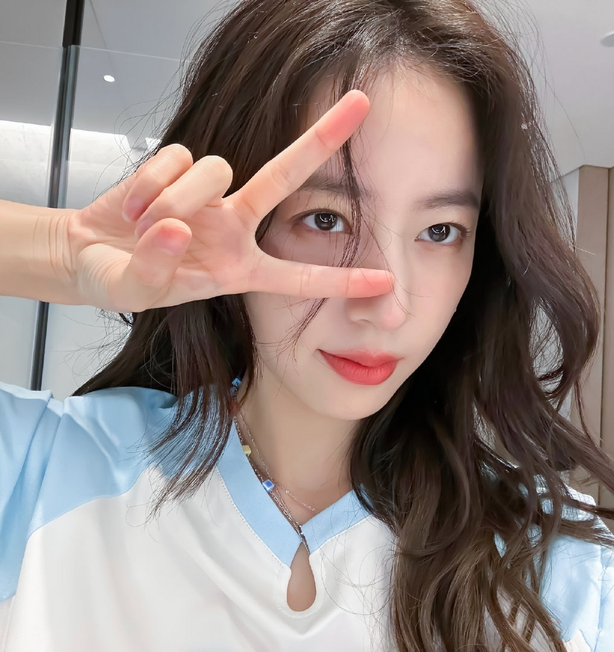 周雨彤 ┆ 头像  🥖 🍞 ​​​