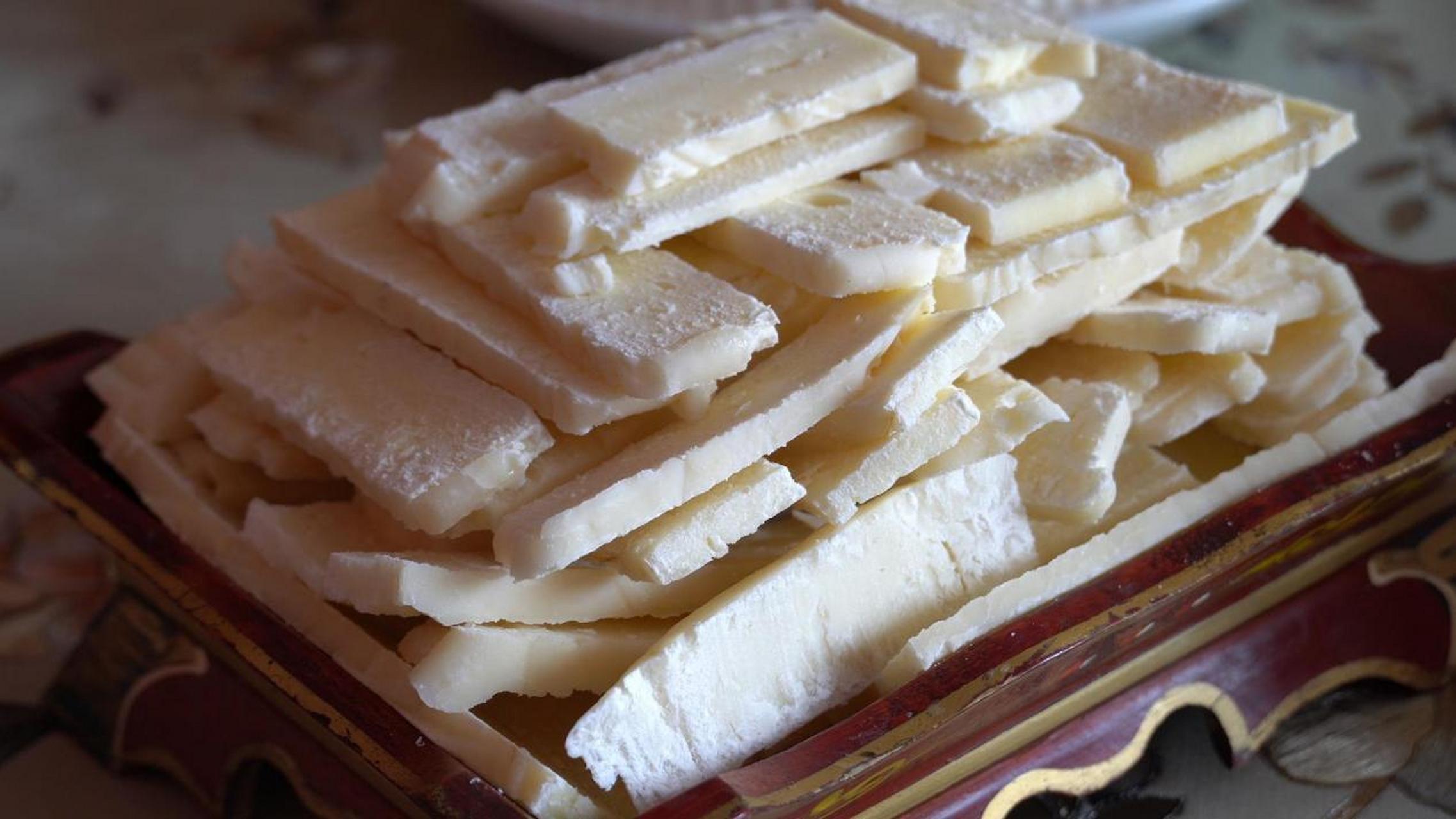 暑假在内蒙古太仆寺旗这个地方旅游,看了一望无际的草原,感受了草原