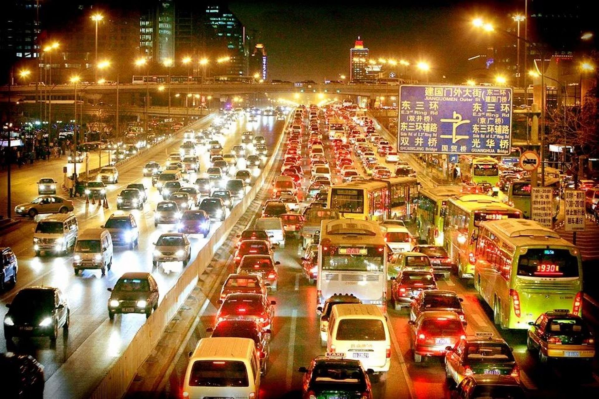 there is a traffic jam.