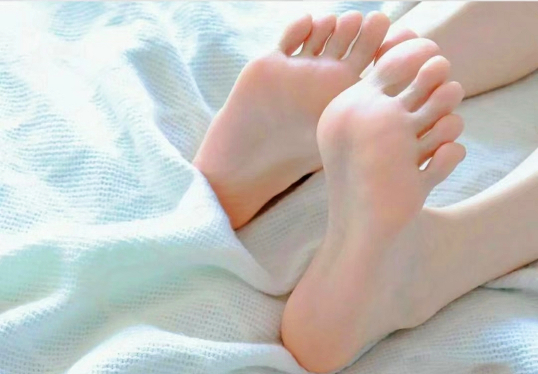 美少女的脚底板哟