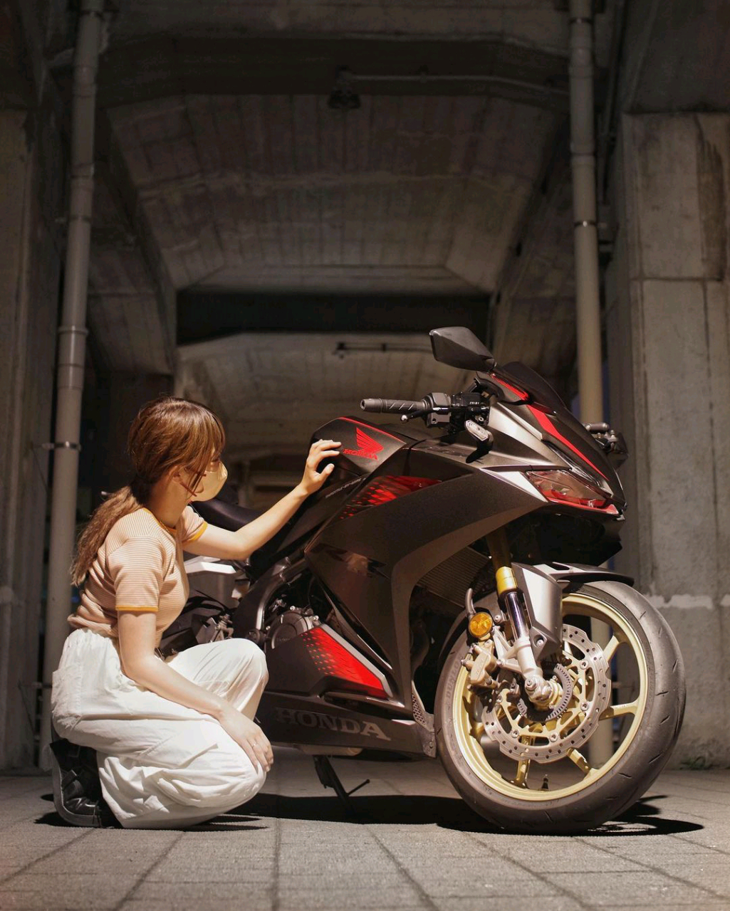 机车小姐姐#摩托车