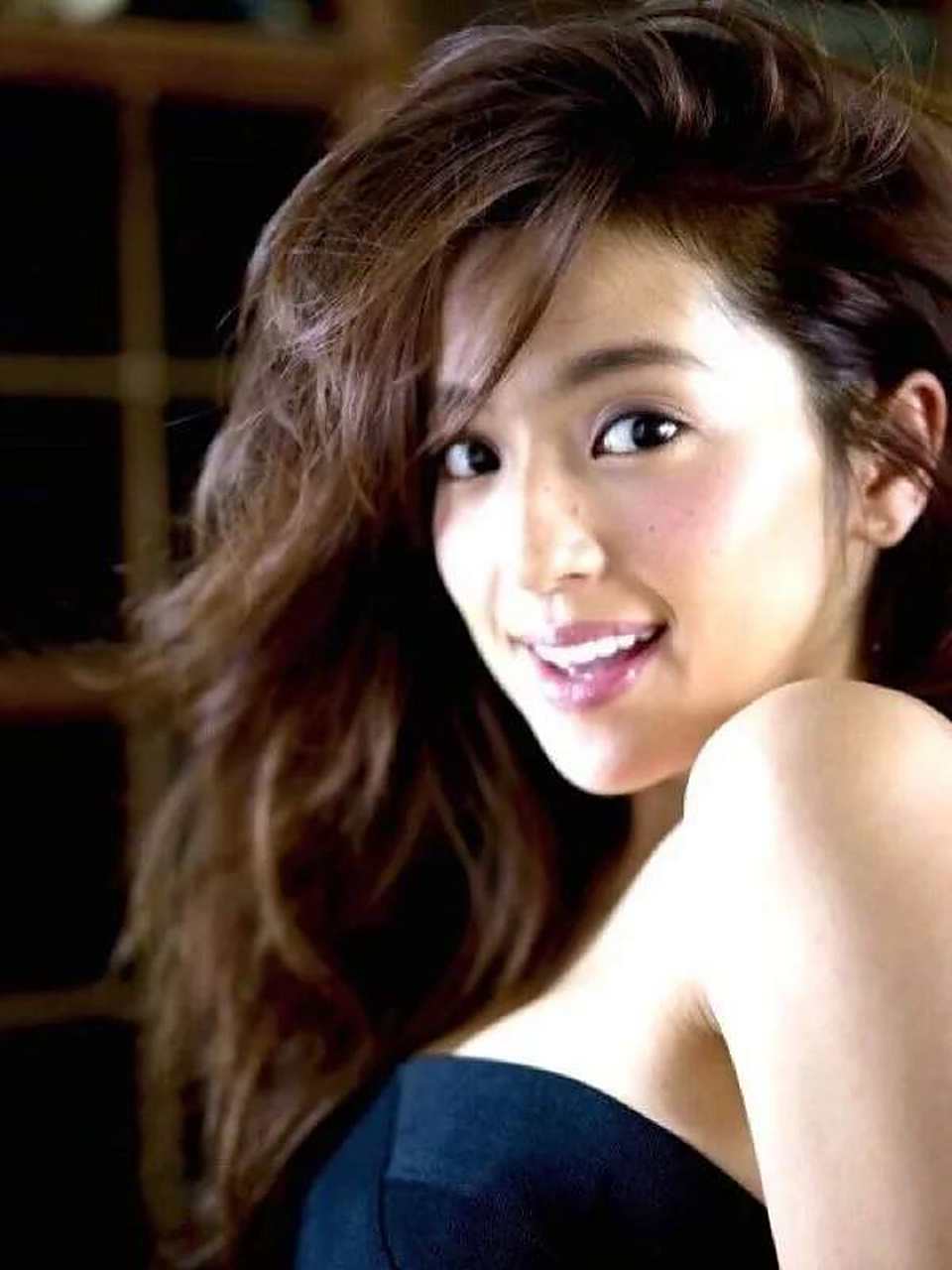 中村安奈!#明星生图大赏# #我们都爱聊八卦# #娱乐