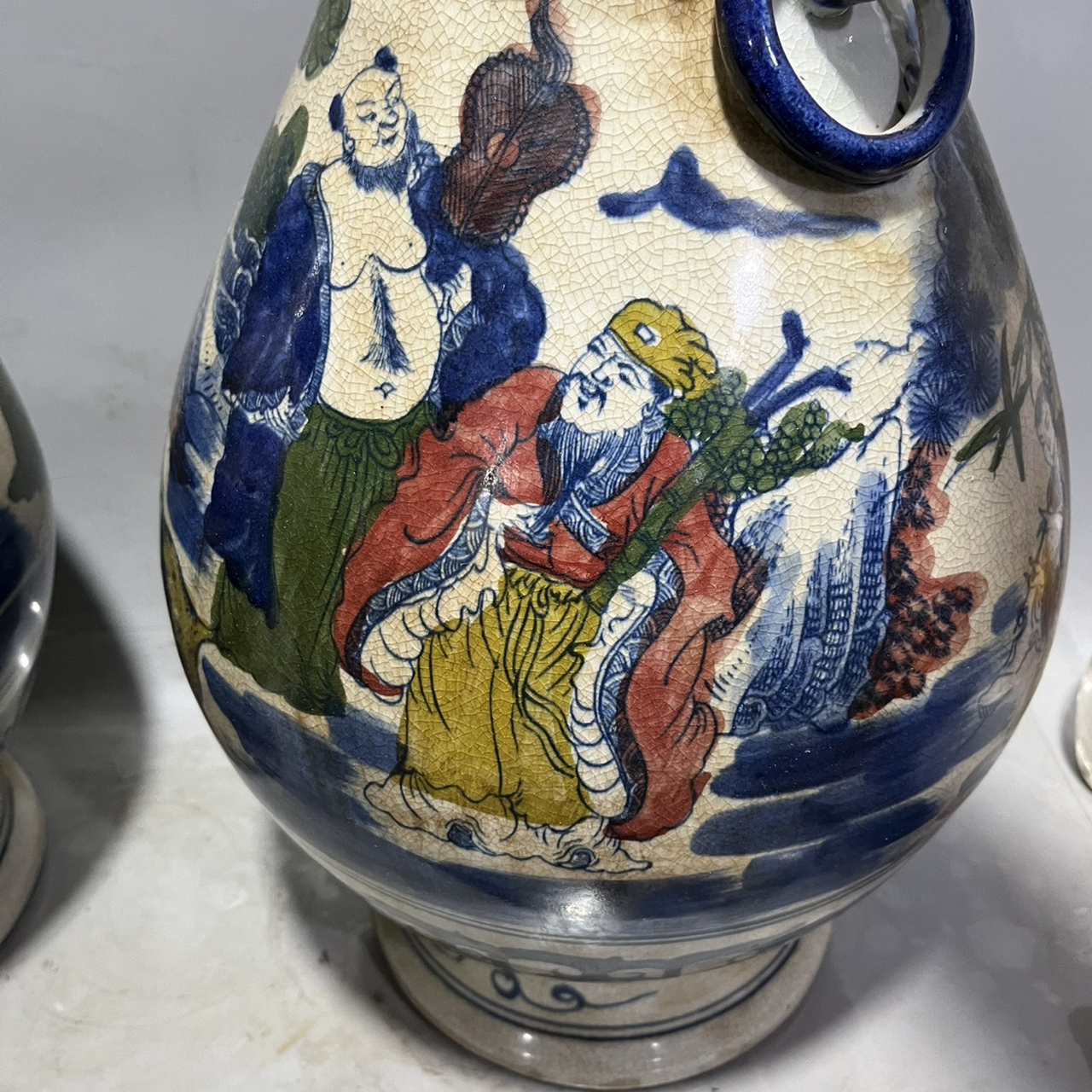 大元国至正八年,手绘青花釉里红人物八仙大象耳瓶一对