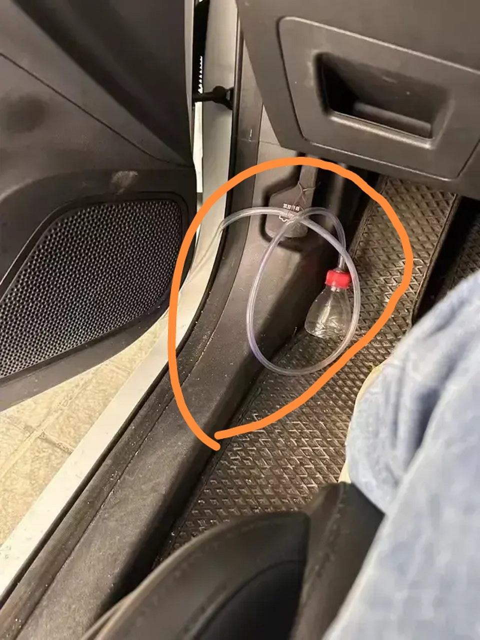 自制堵车必备神器,成本不高,方便实用.